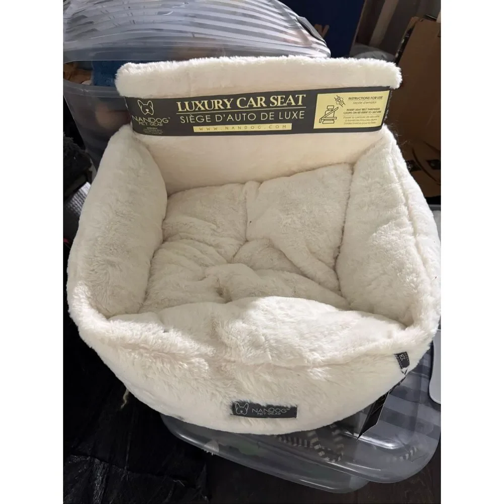 Nandogs Luxury Pet Cloud Collection Car Seat Size Small New